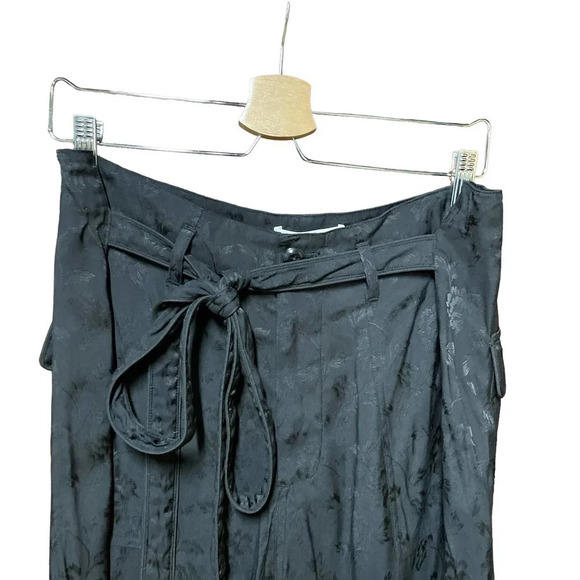 THE GREAT. The Convertible Floral Jacquard Crop Trousers Black Size 2 / US M - Picture 3 of 12